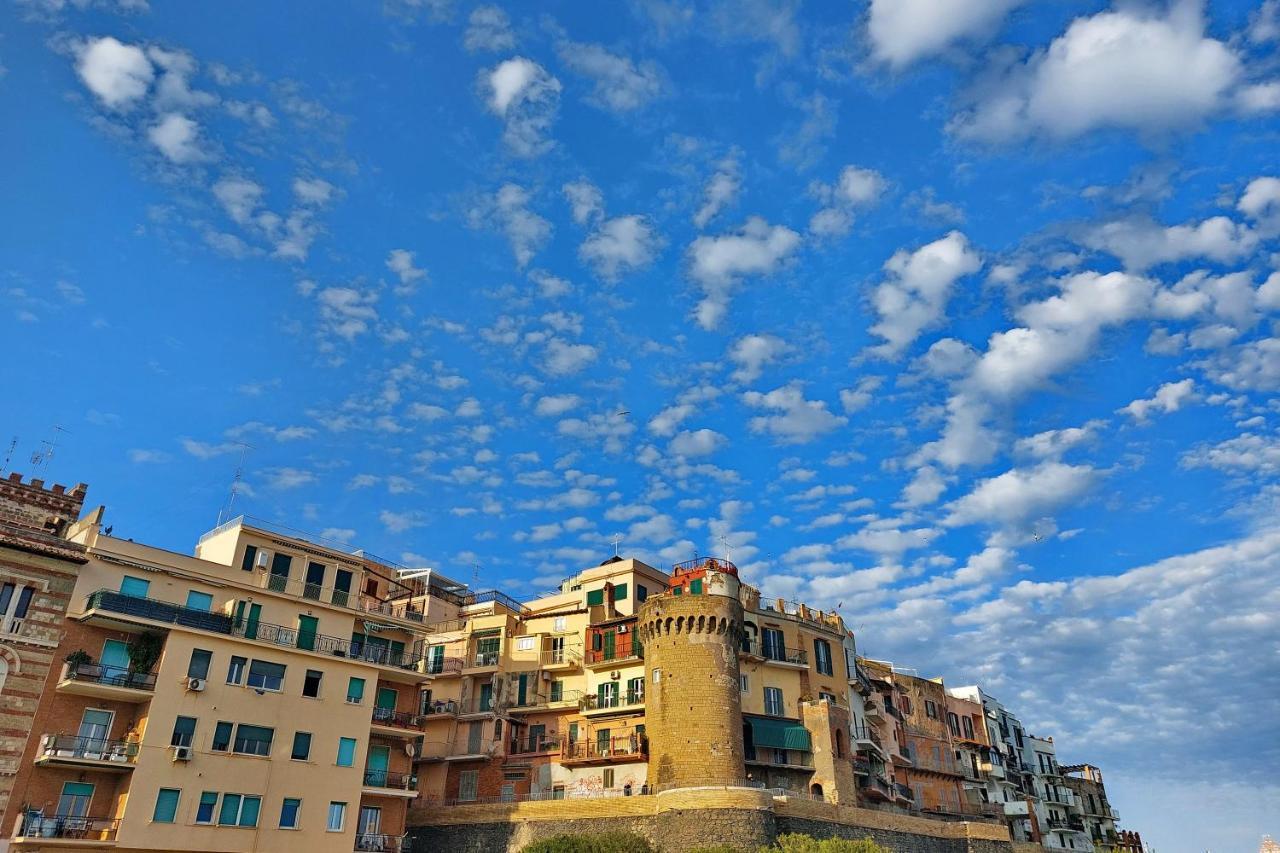 Il Borgo Luxury Suites Nettuno Exterior foto