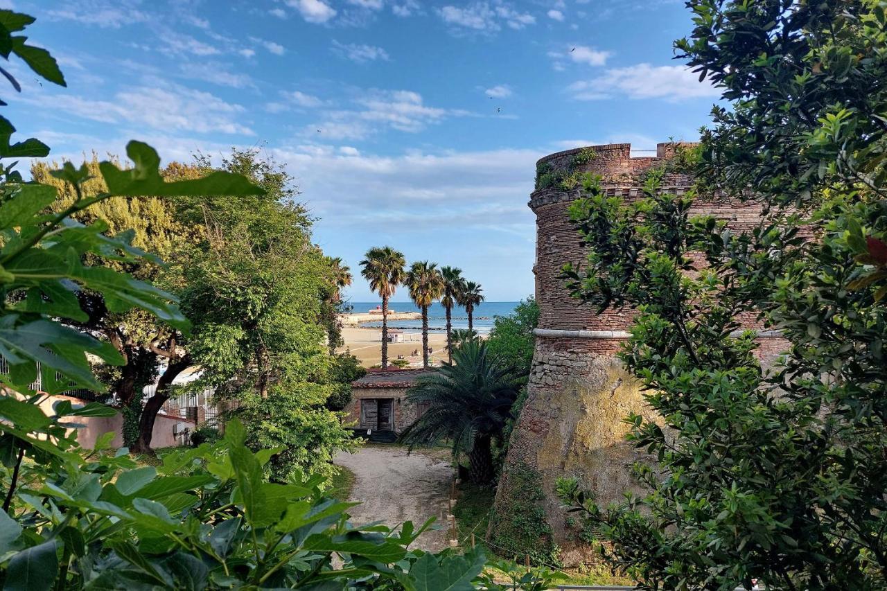 Il Borgo Luxury Suites Nettuno Exterior foto